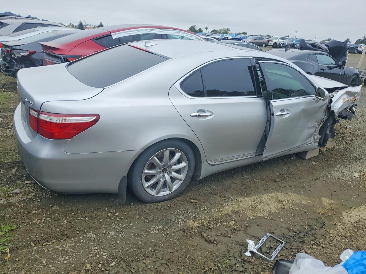 Lexus LS 460