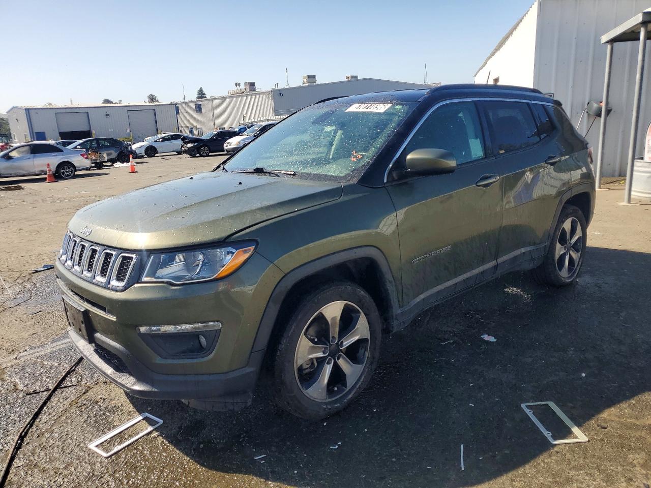 Salvage Jeep Compass Image