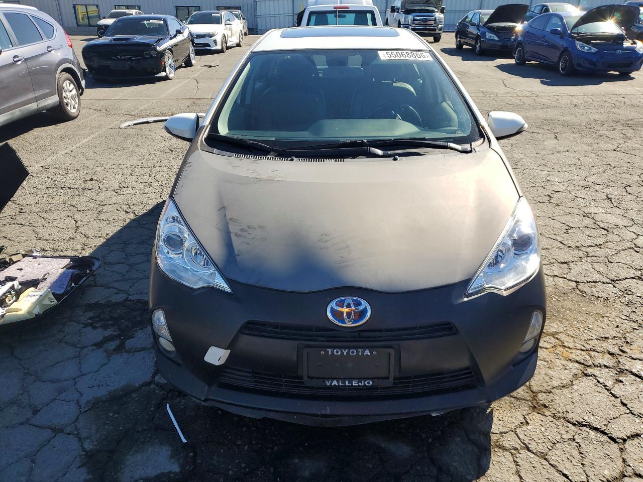 Toyota Prius Four
