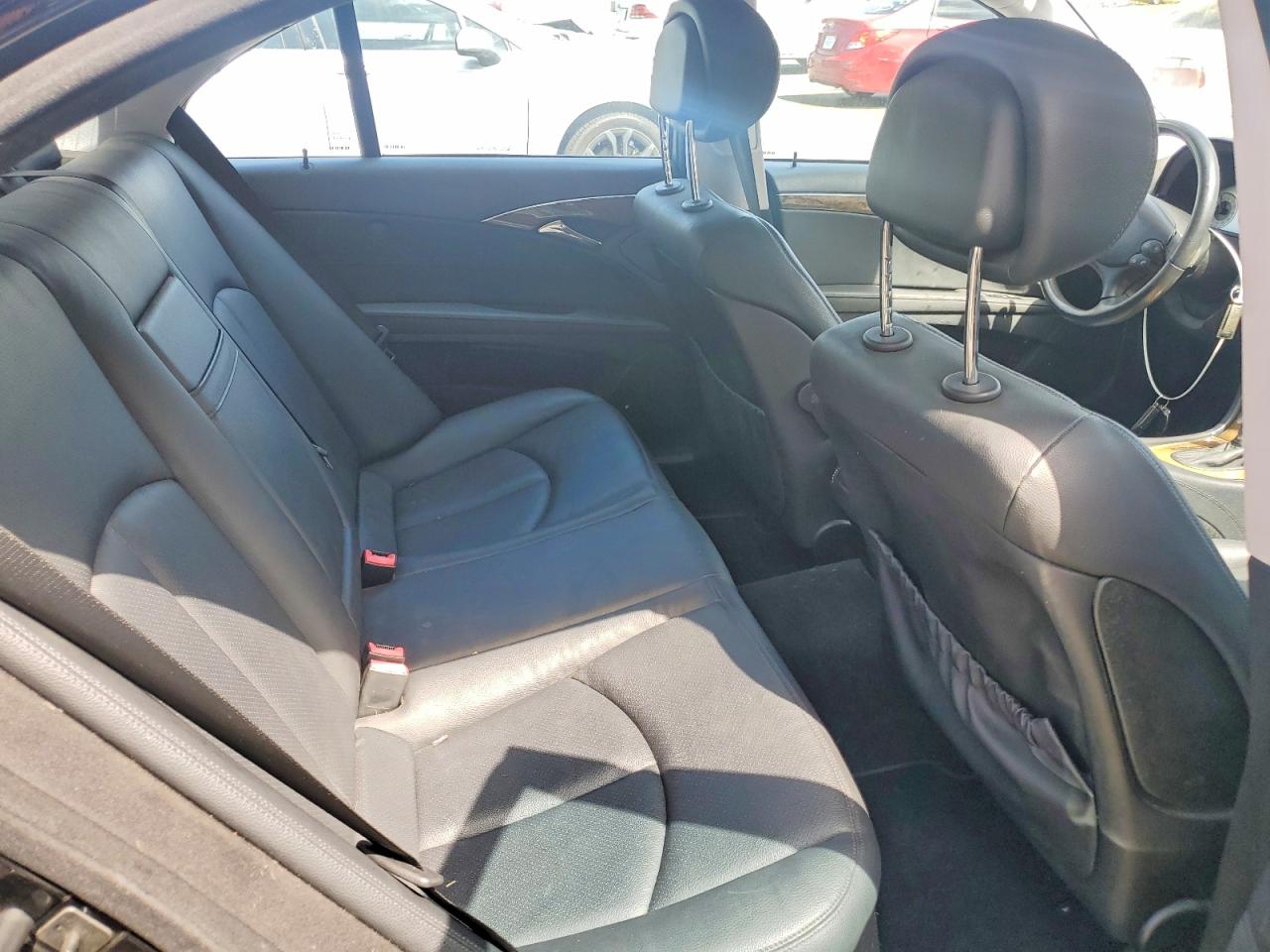 Mercedes-Benz E-Class 350