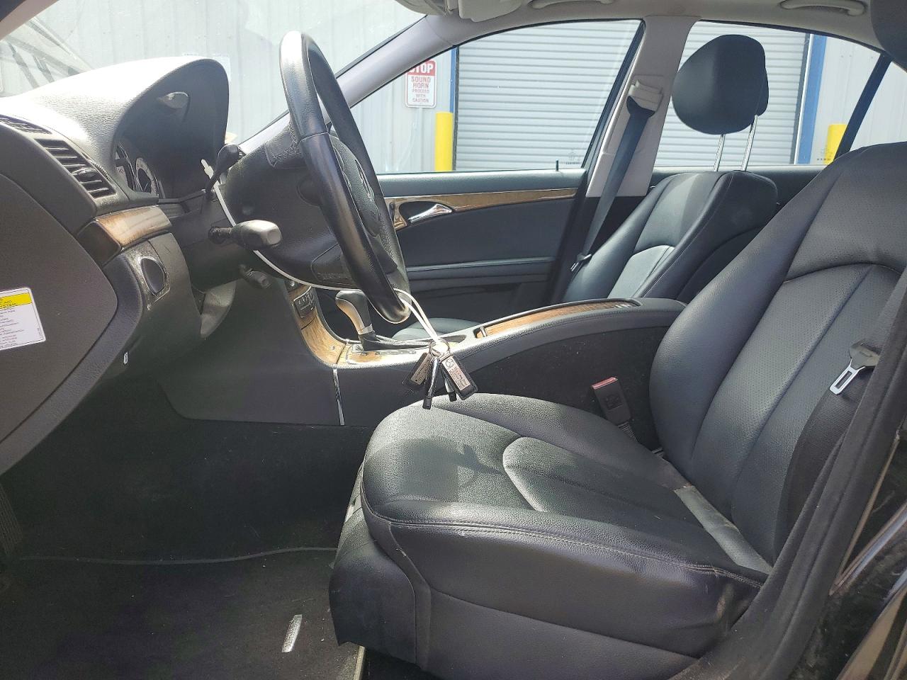 Mercedes-Benz E-Class 350