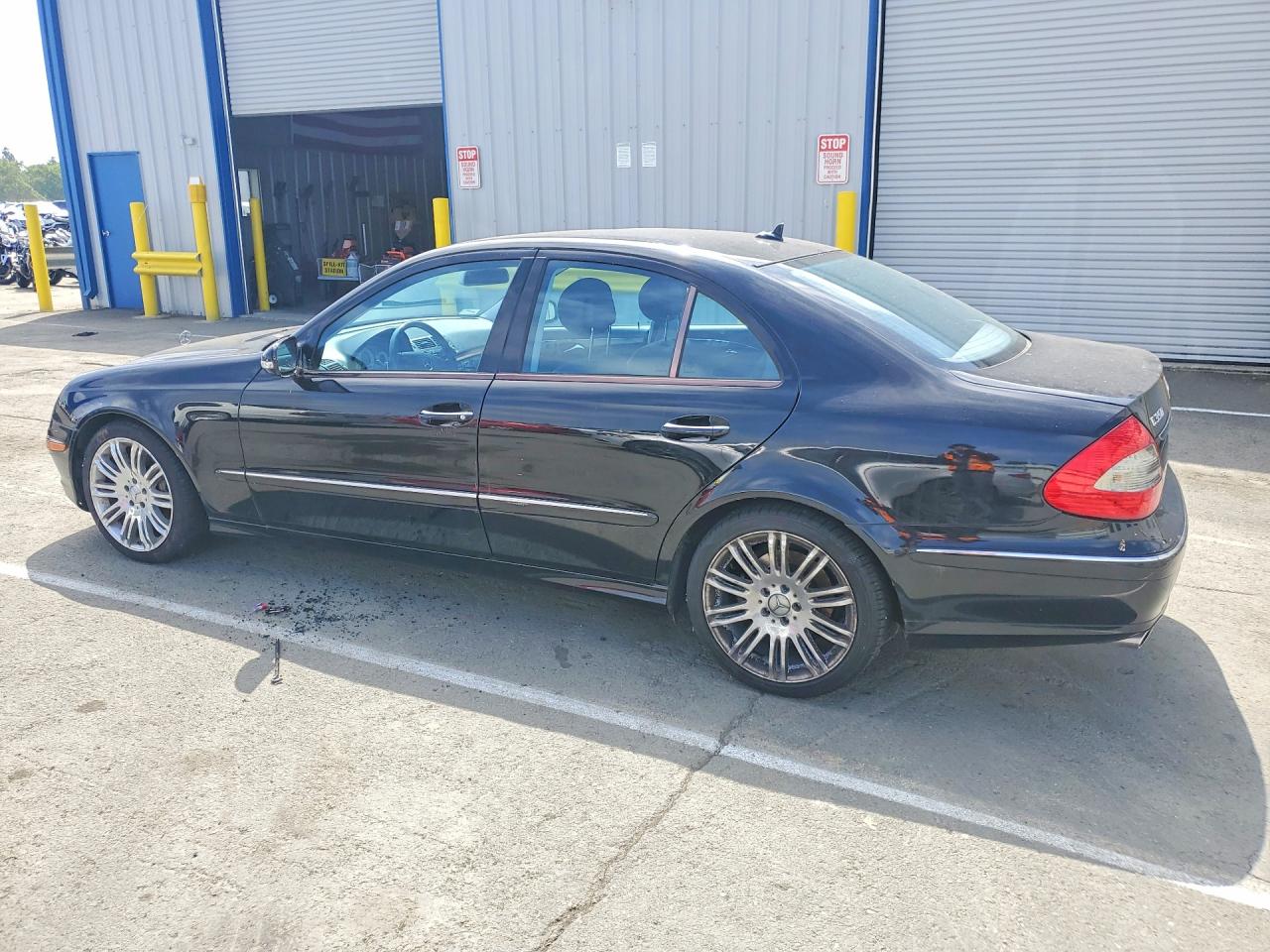 Mercedes-Benz E-Class 350