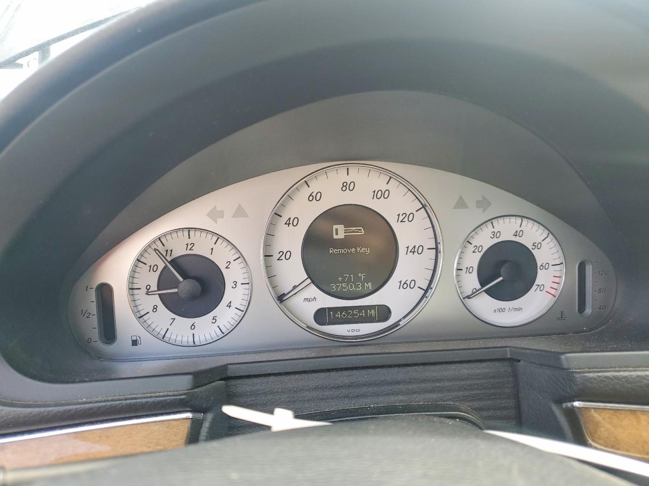 Mercedes-Benz E-Class 350