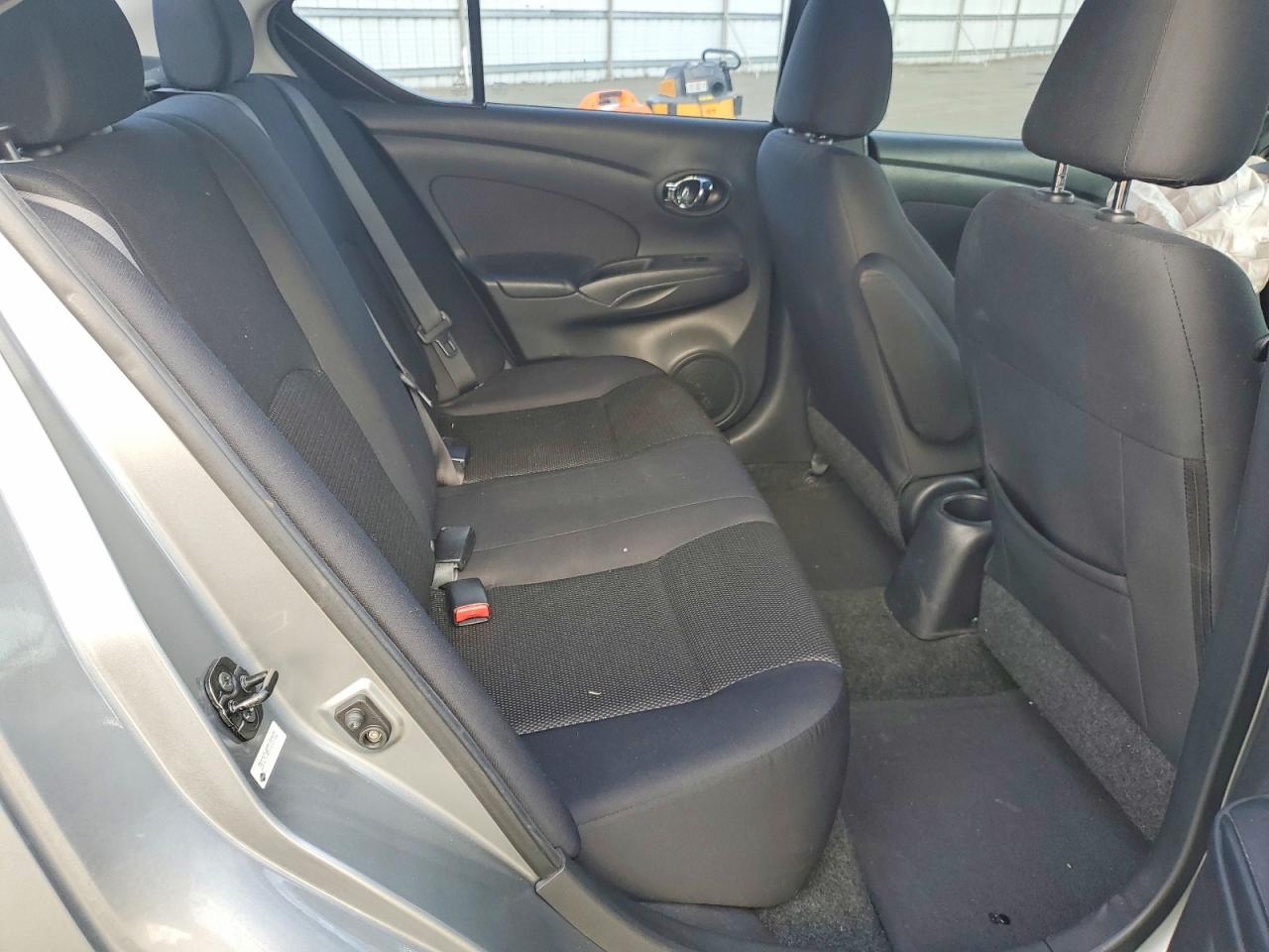 Nissan Versa S