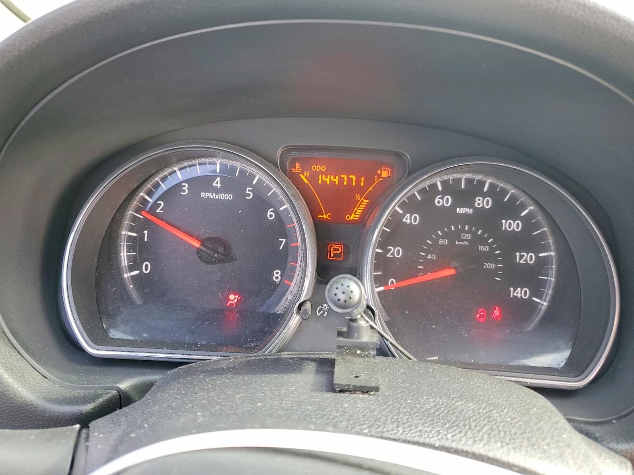 Nissan Versa S