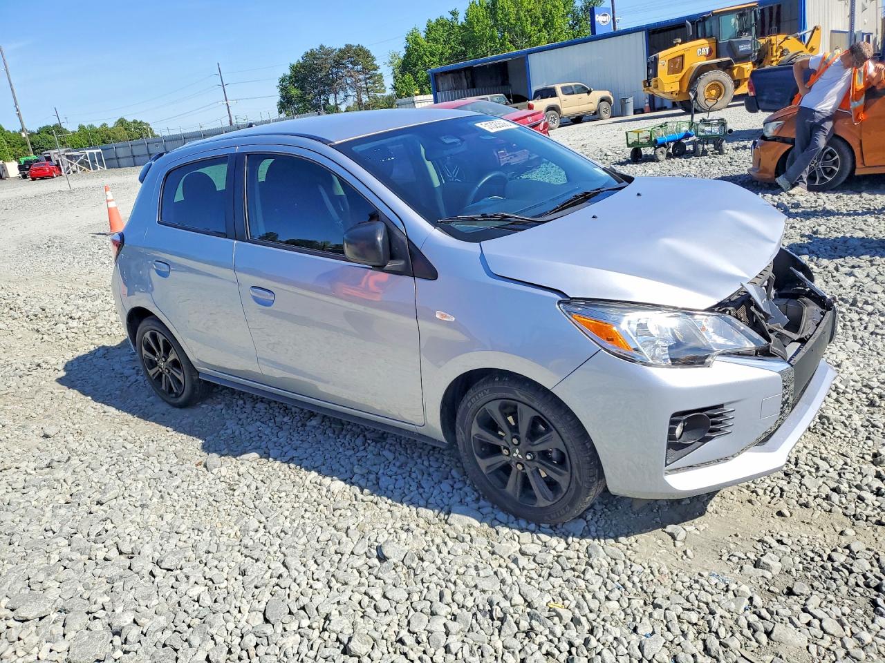 Mitsubishi Mirage Se