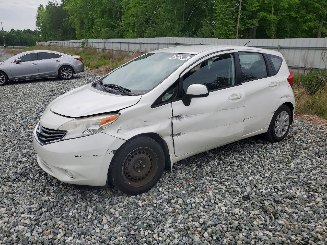 Salvage Nissan Versa Image
