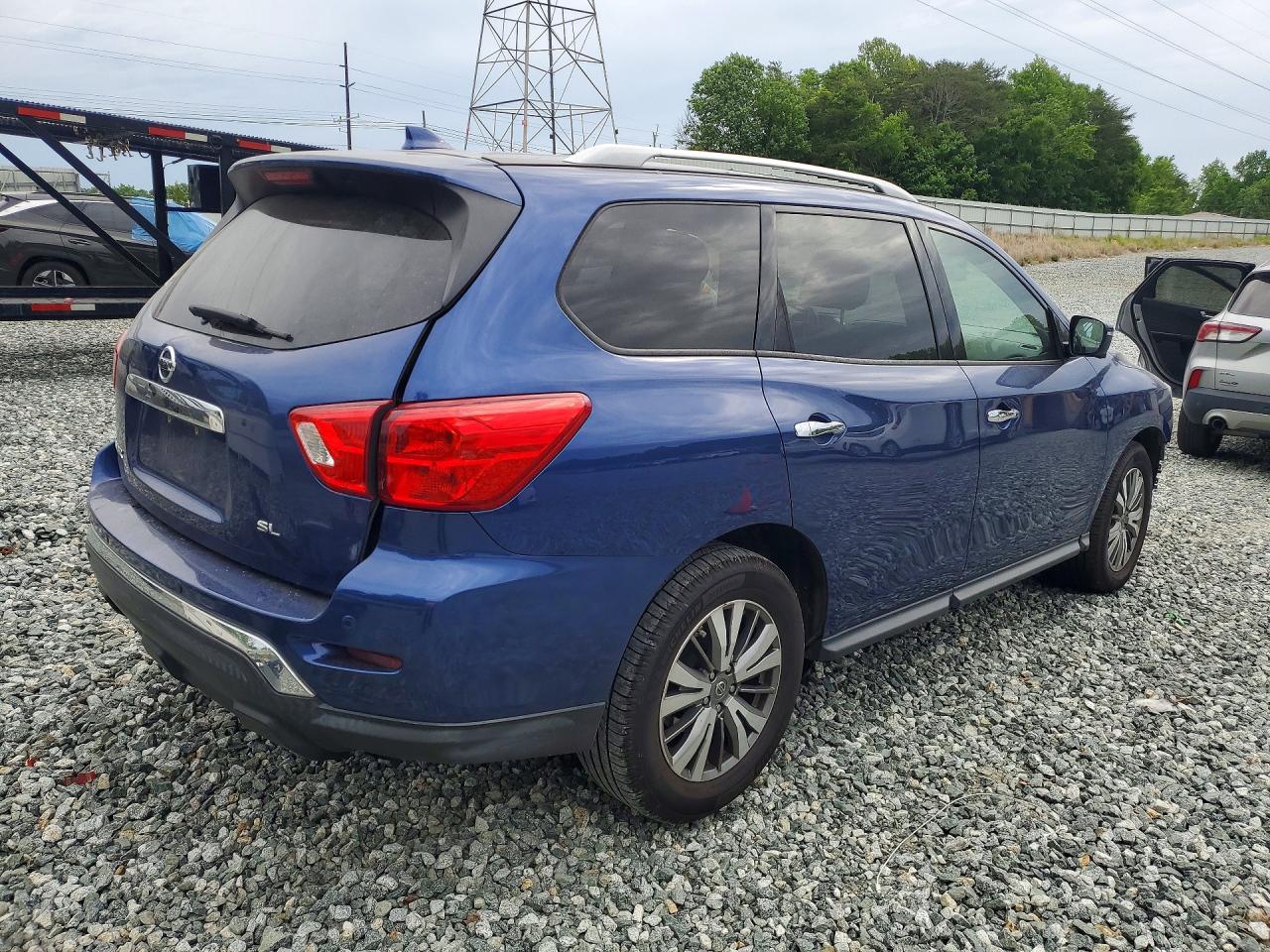 Nissan Pathfinder Sl