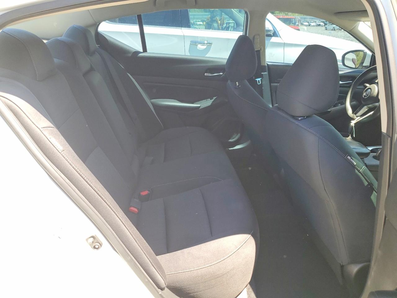 Nissan Altima S
