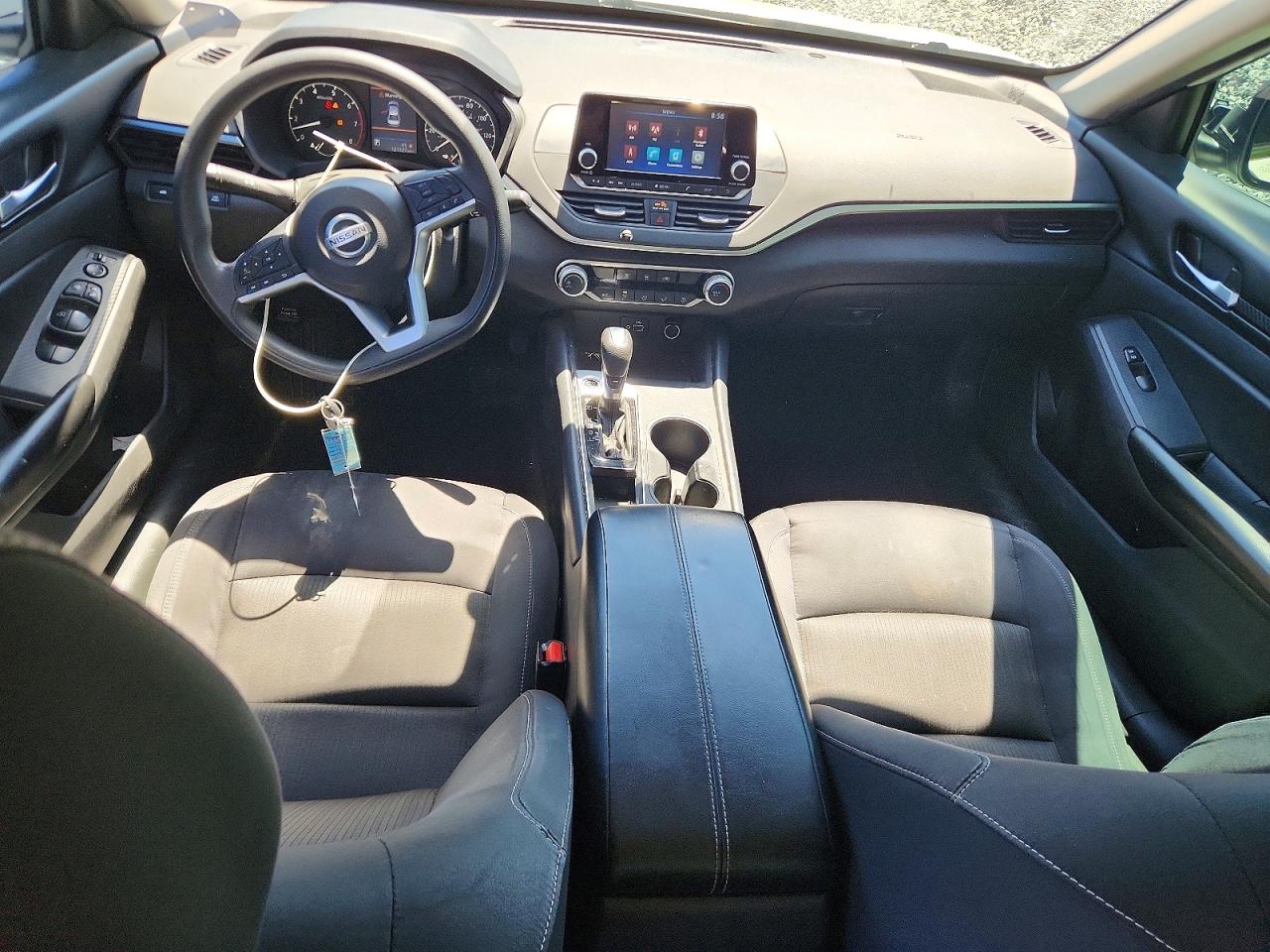Nissan Altima S