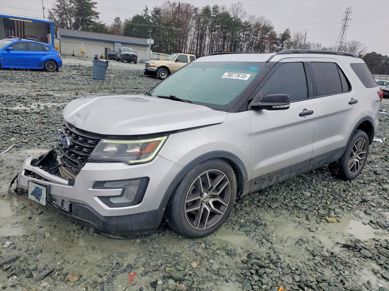 Salvage Ford Explorer Image