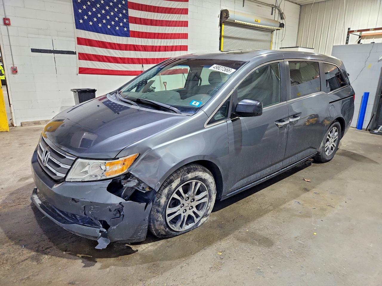 Salvage Honda Odyssey Image