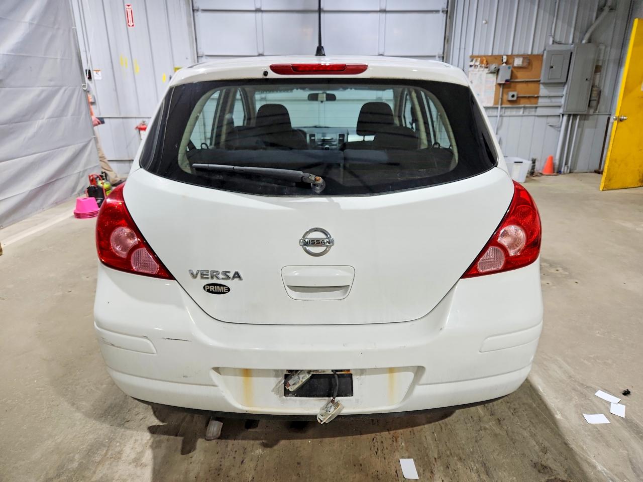 Nissan Versa 1.8 S