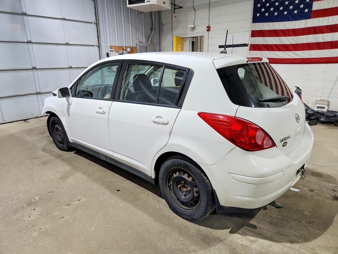 Nissan Versa 1.8 S