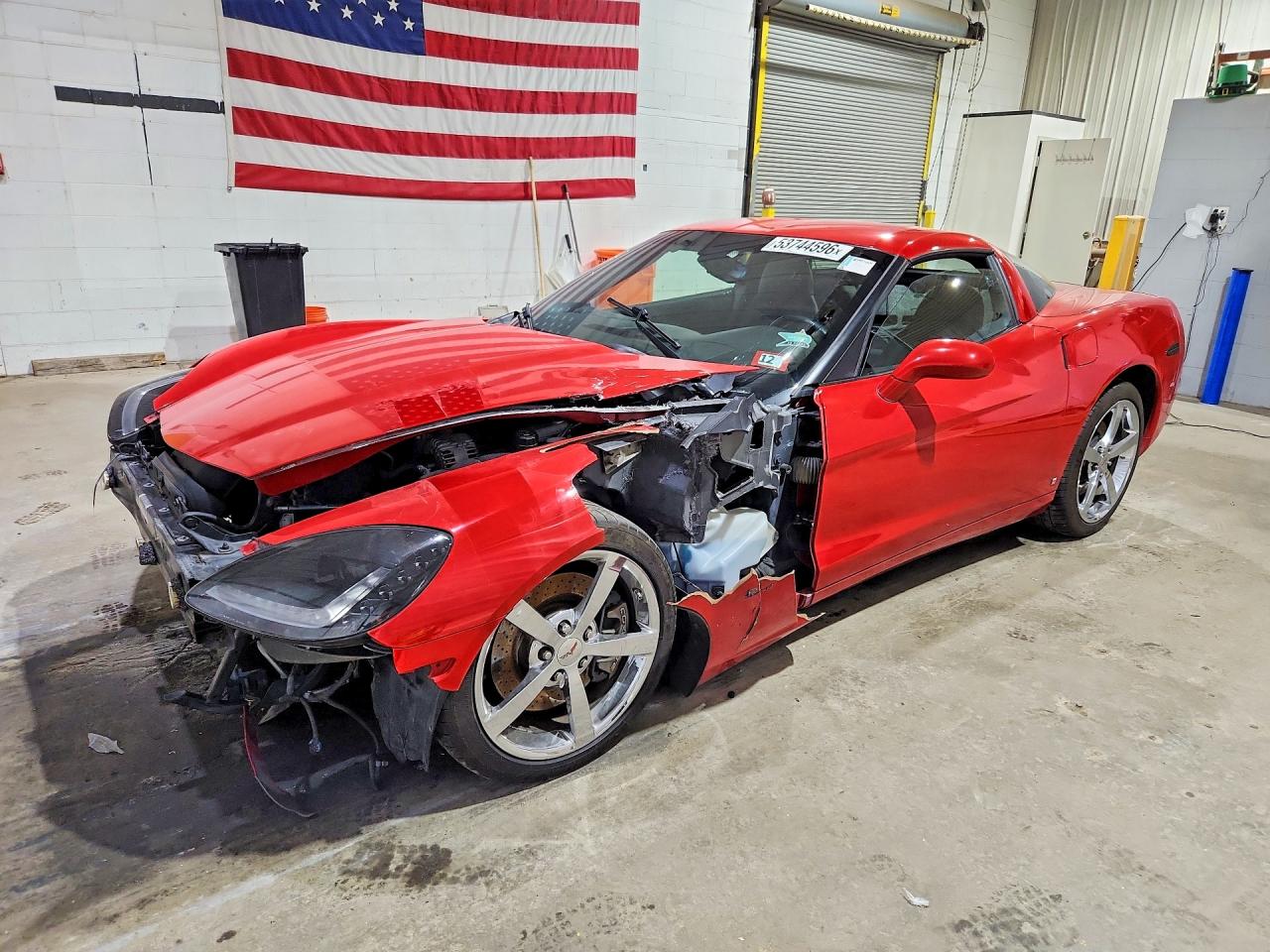 Salvage Chevrolet Corvette Image