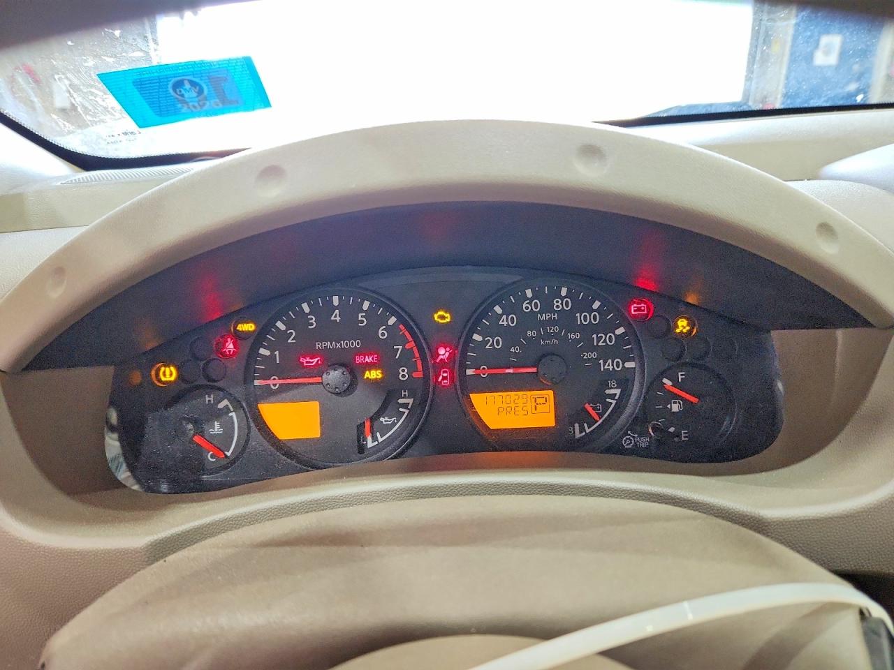Nissan Frontier Sv