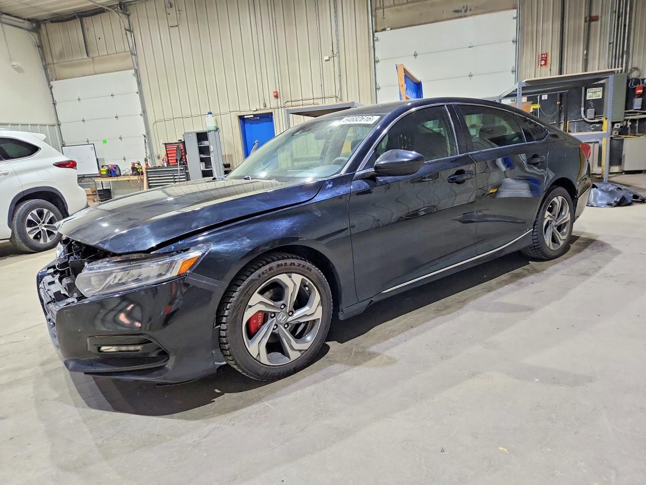Salvage Honda Accord Image