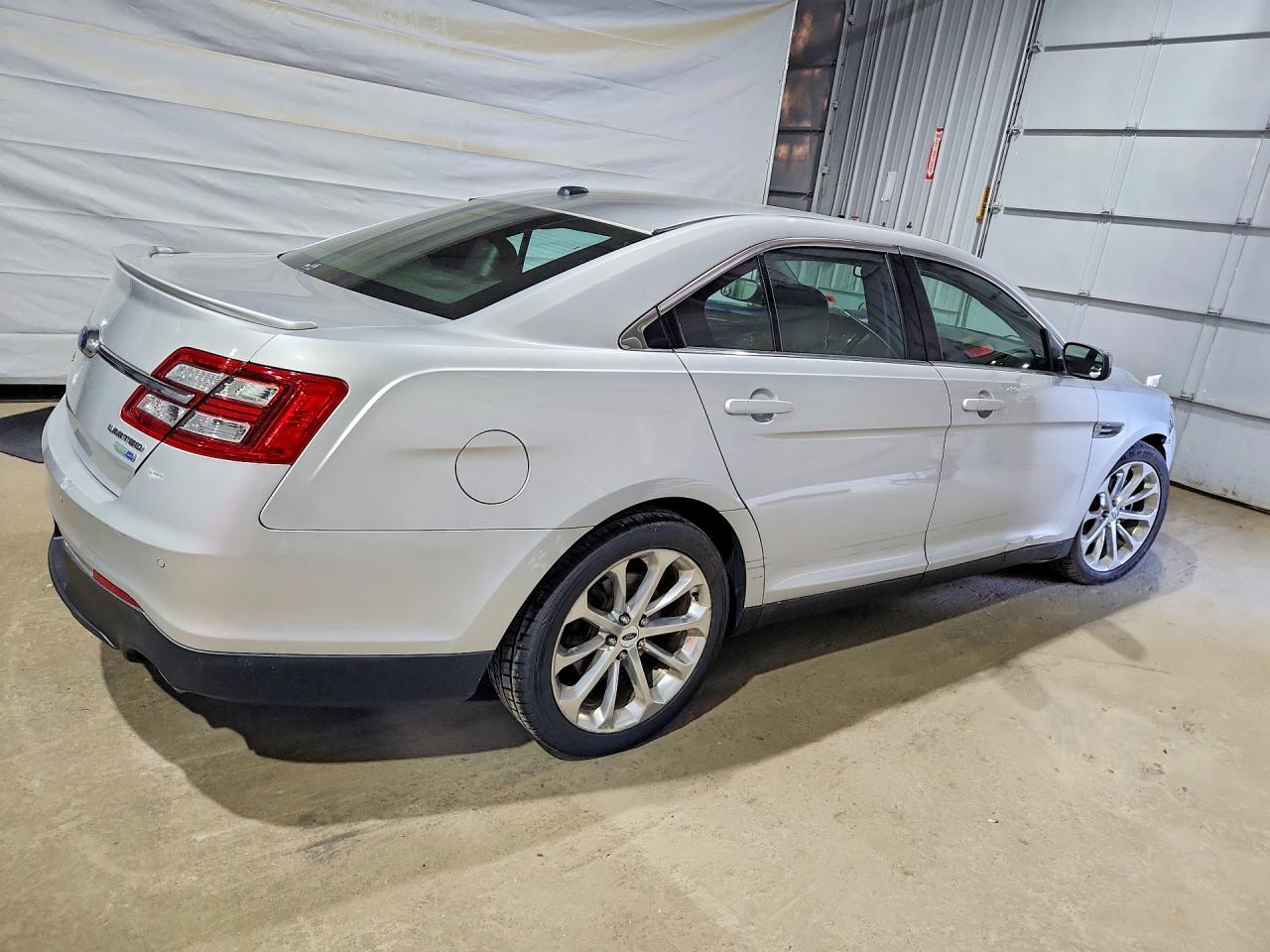 Ford Taurus Limited