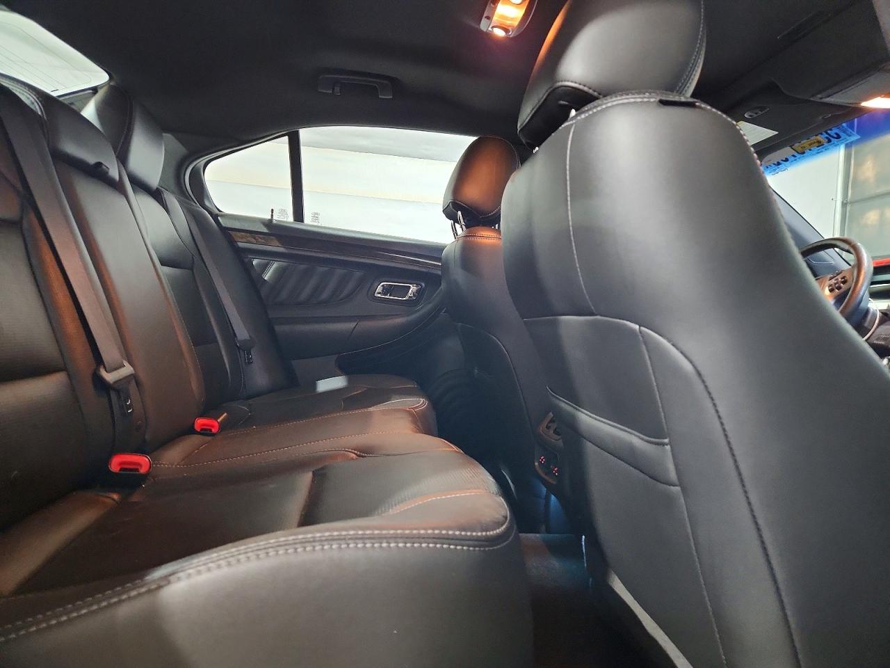 Ford Taurus Limited