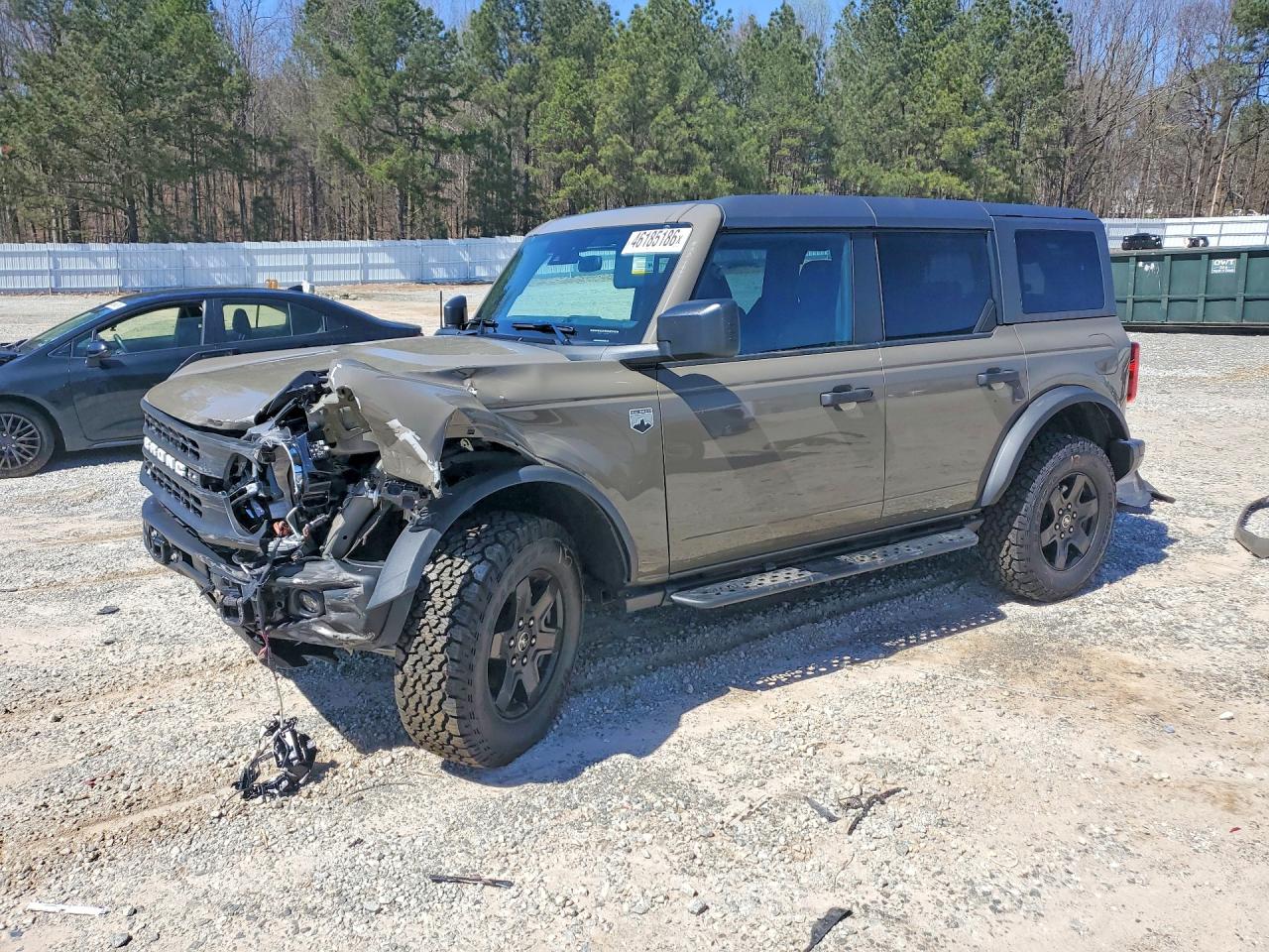 Salvage Ford Bronco Image