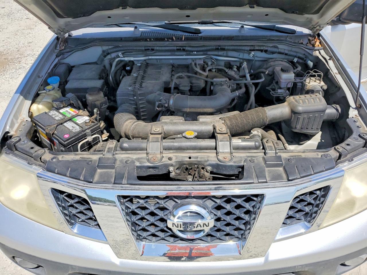Nissan Frontier Xe
