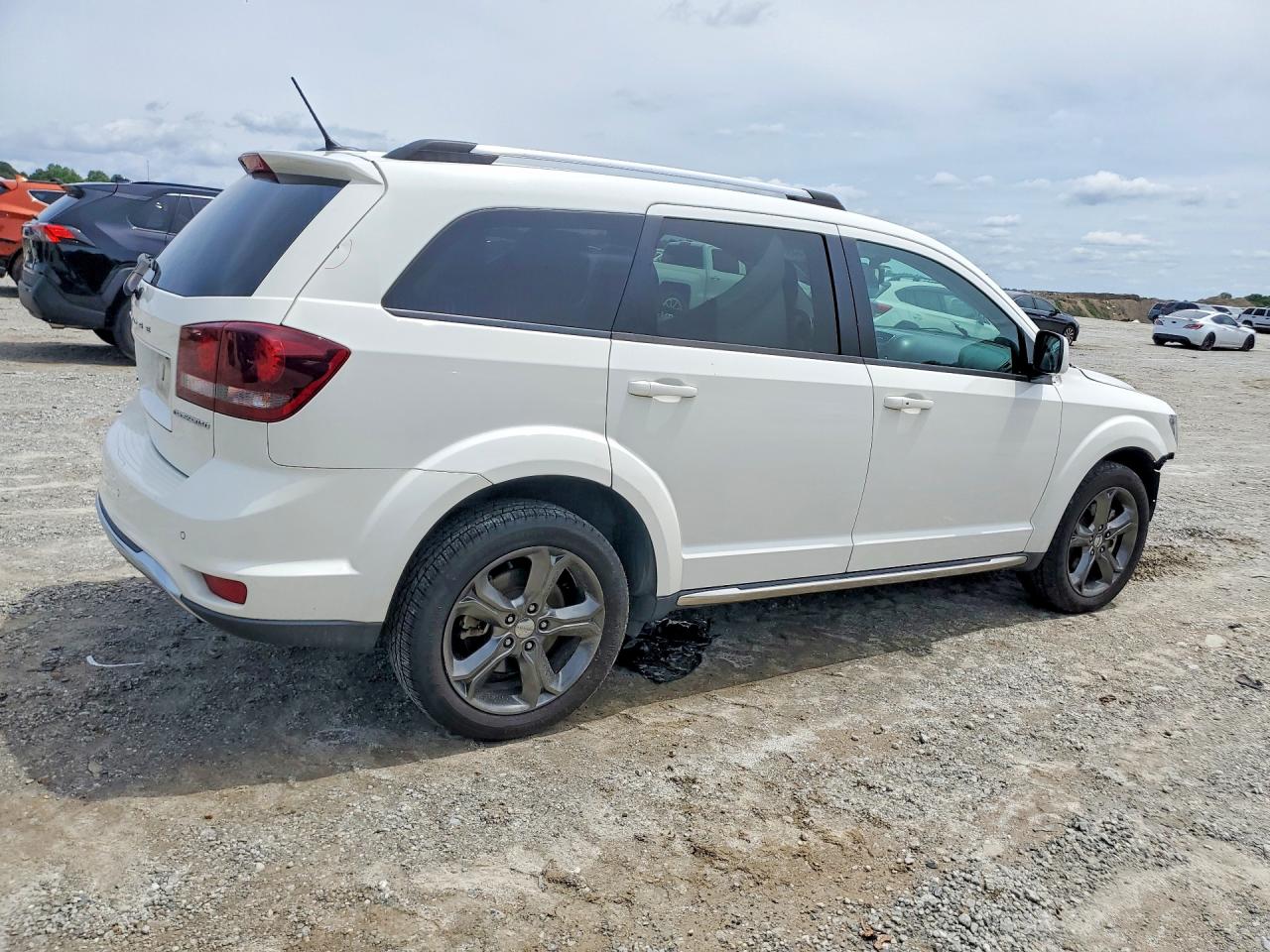 Dodge Journey Crossroad