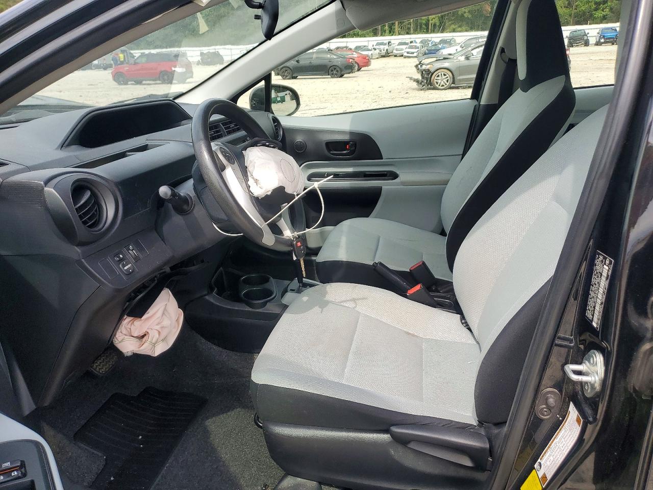 Toyota Prius c One