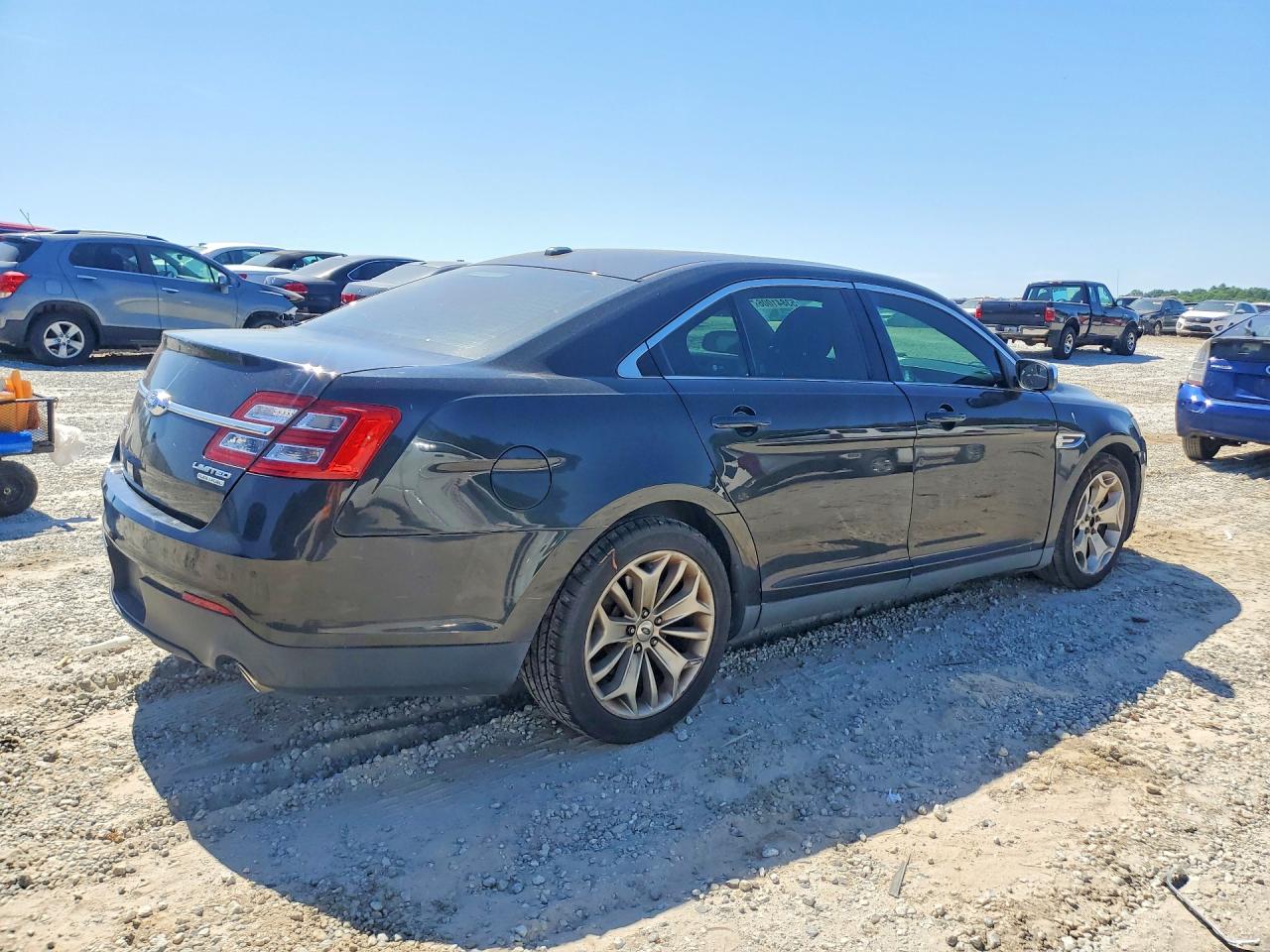 Ford Taurus Limited