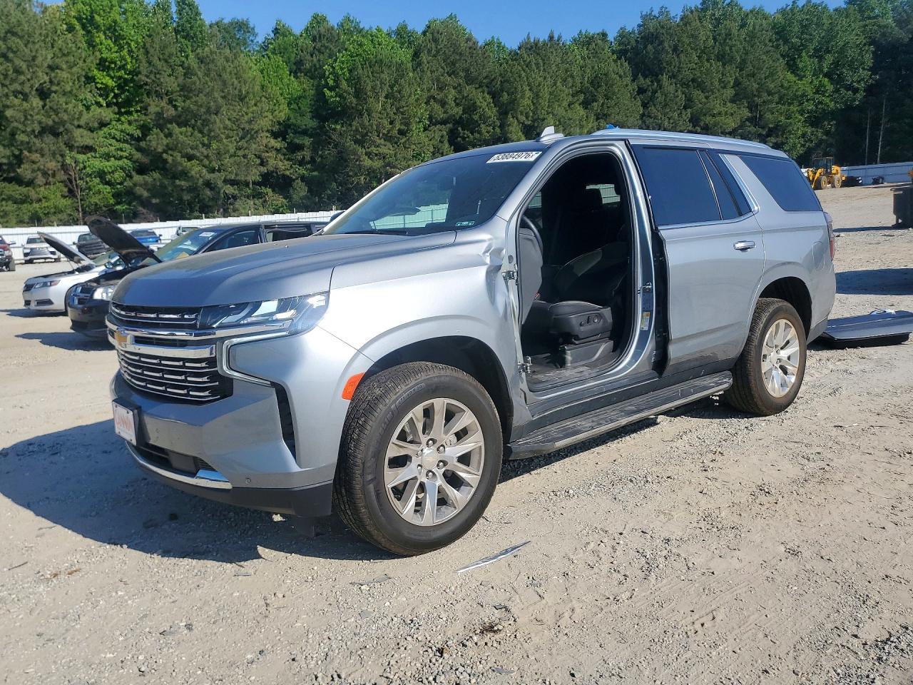 Salvage Chevrolet Tahoe Image