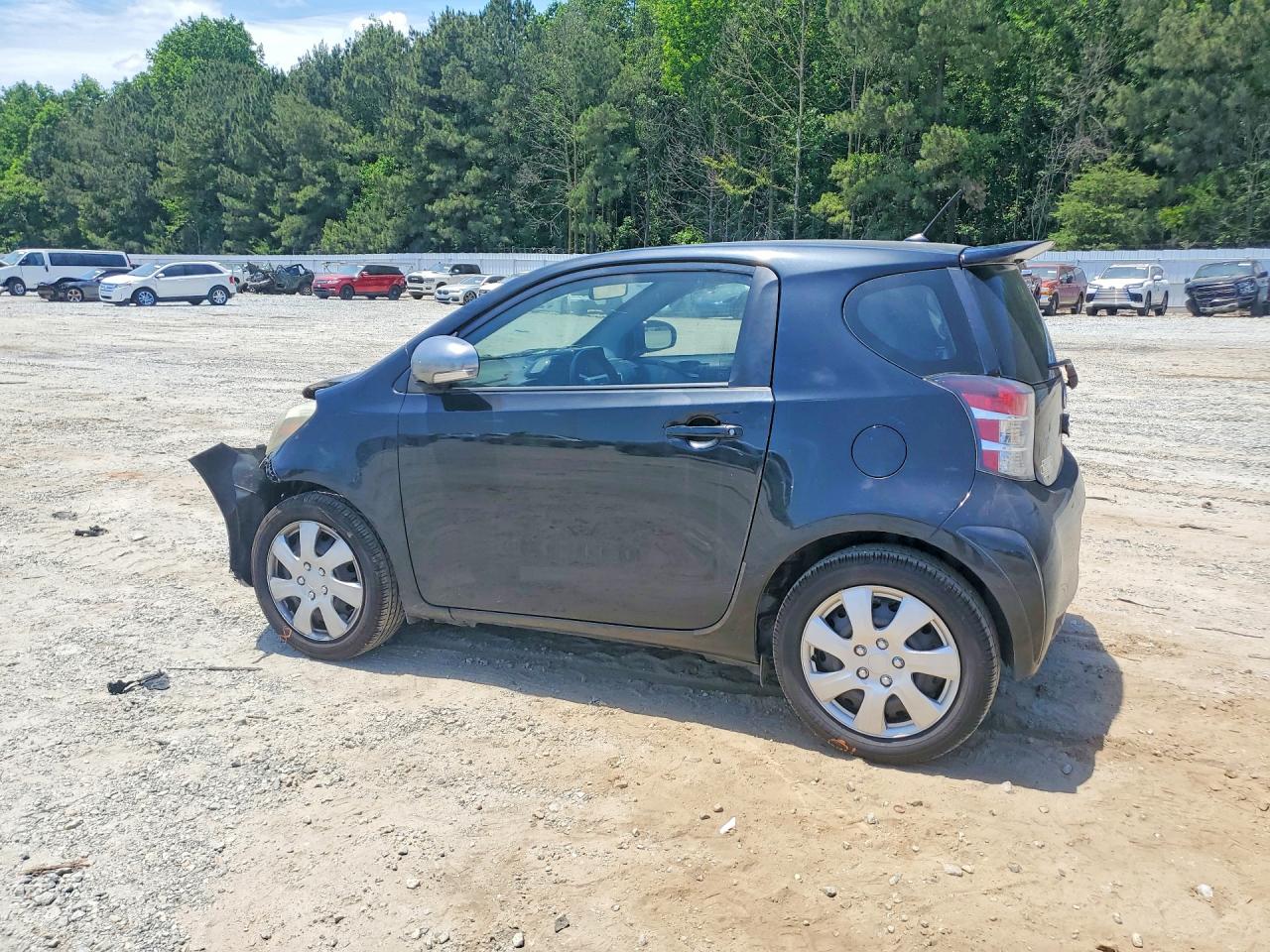 Scion iQ Base