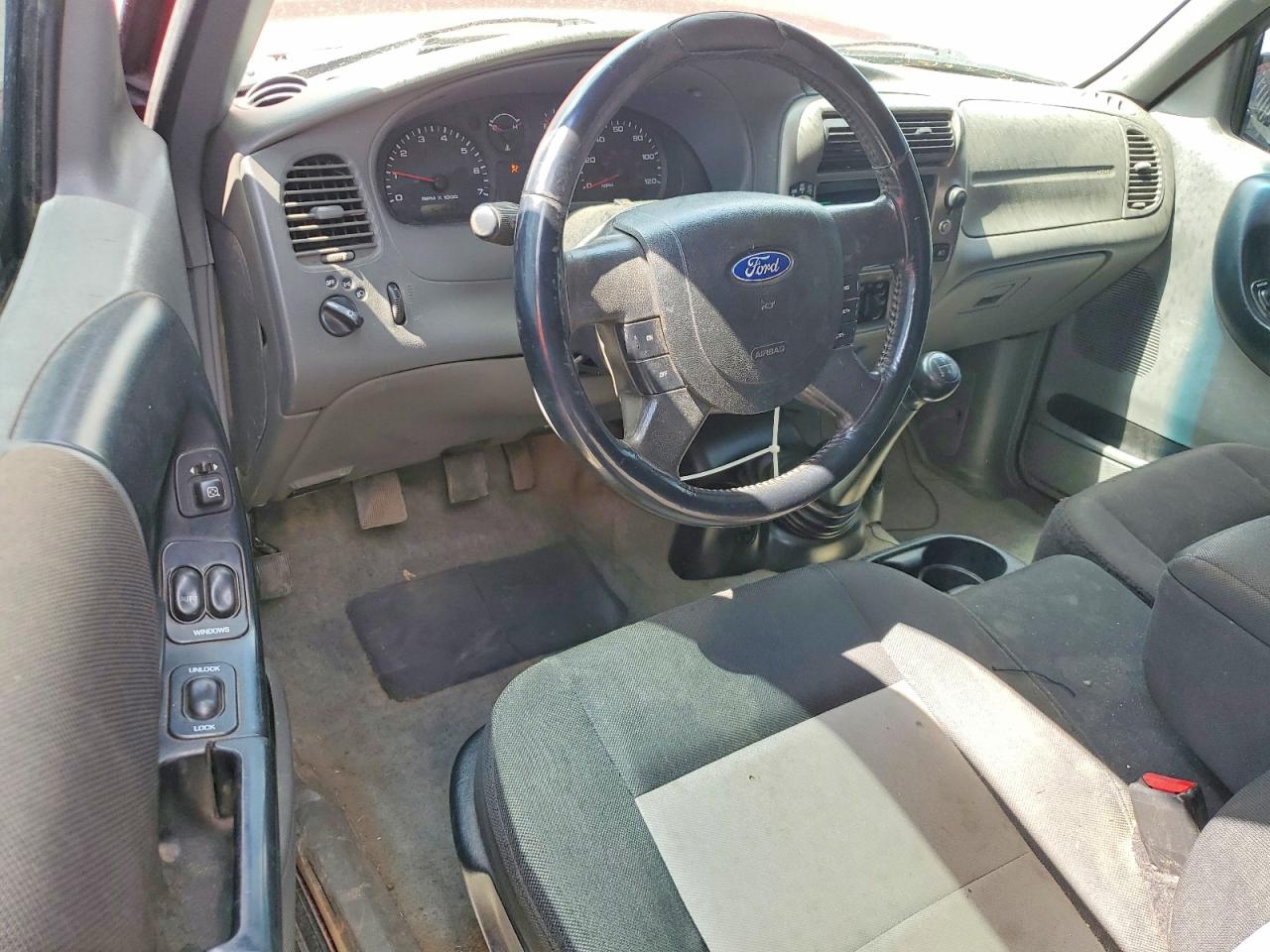 Ford Ranger Super Cab