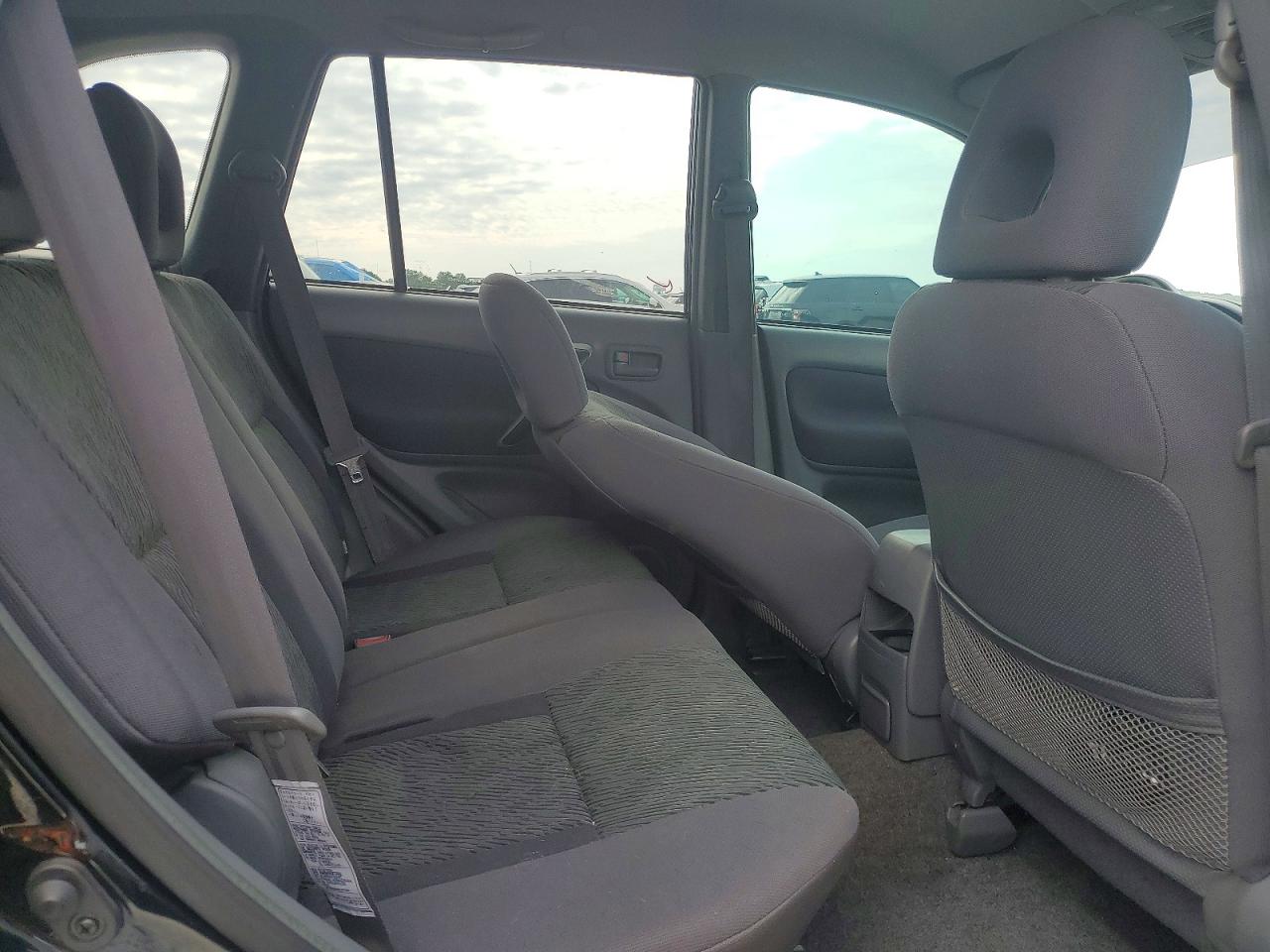 Toyota RAV4 Base
