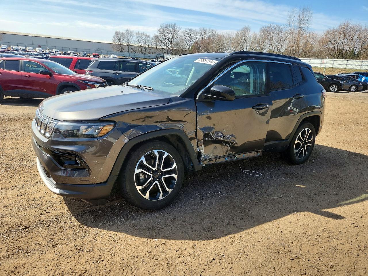 Salvage Jeep Compass Image