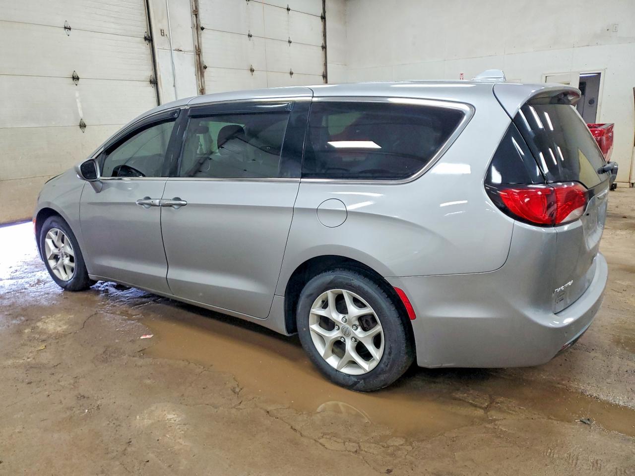 Chrysler Pacifica Touring Plus