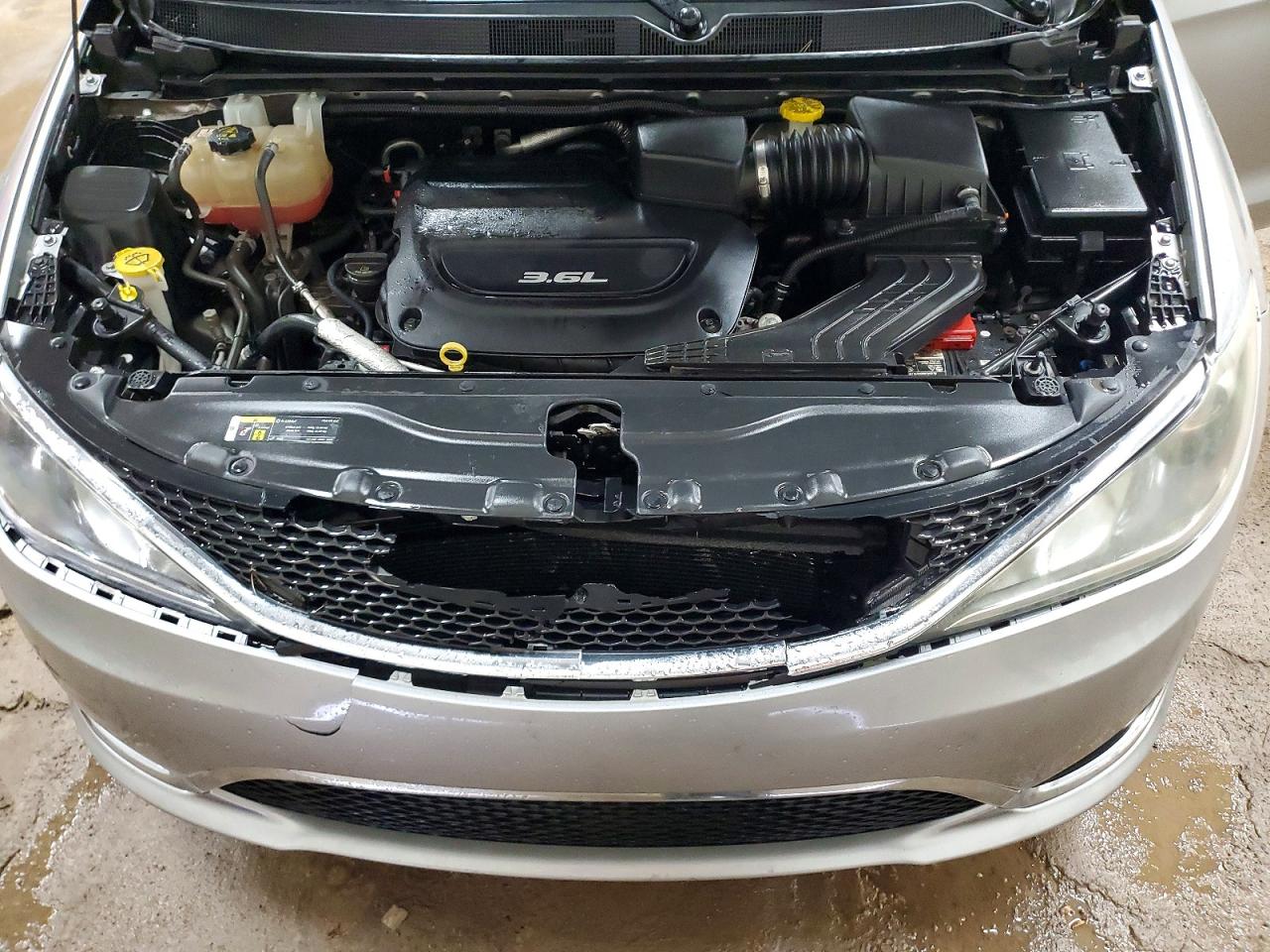 Chrysler Pacifica Touring Plus