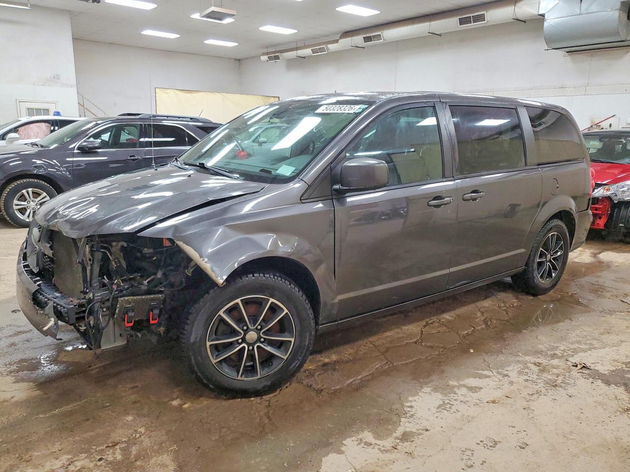 Salvage Dodge Caravan Image