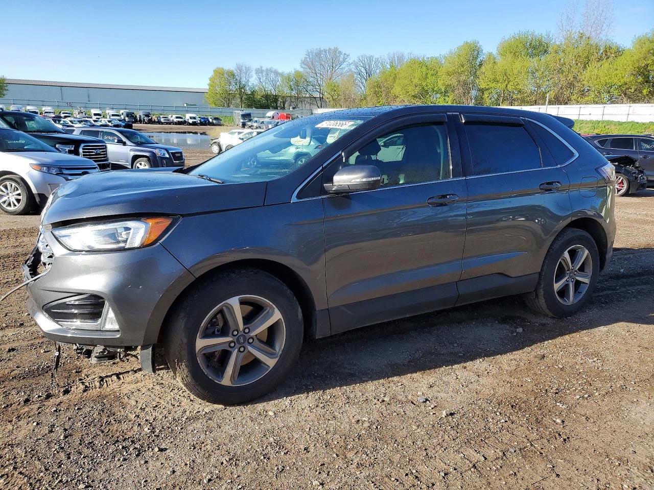 Salvage Ford Edge Image