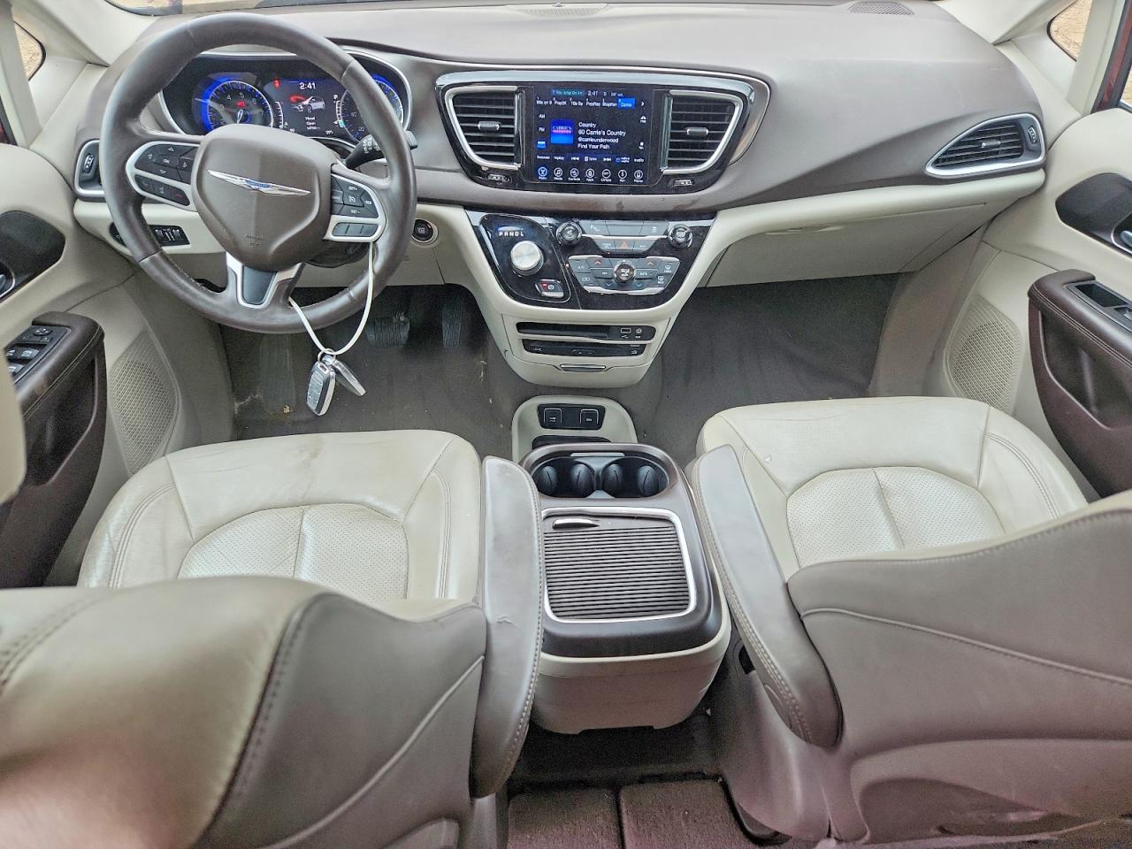Chrysler Pacifica Touring L Plus