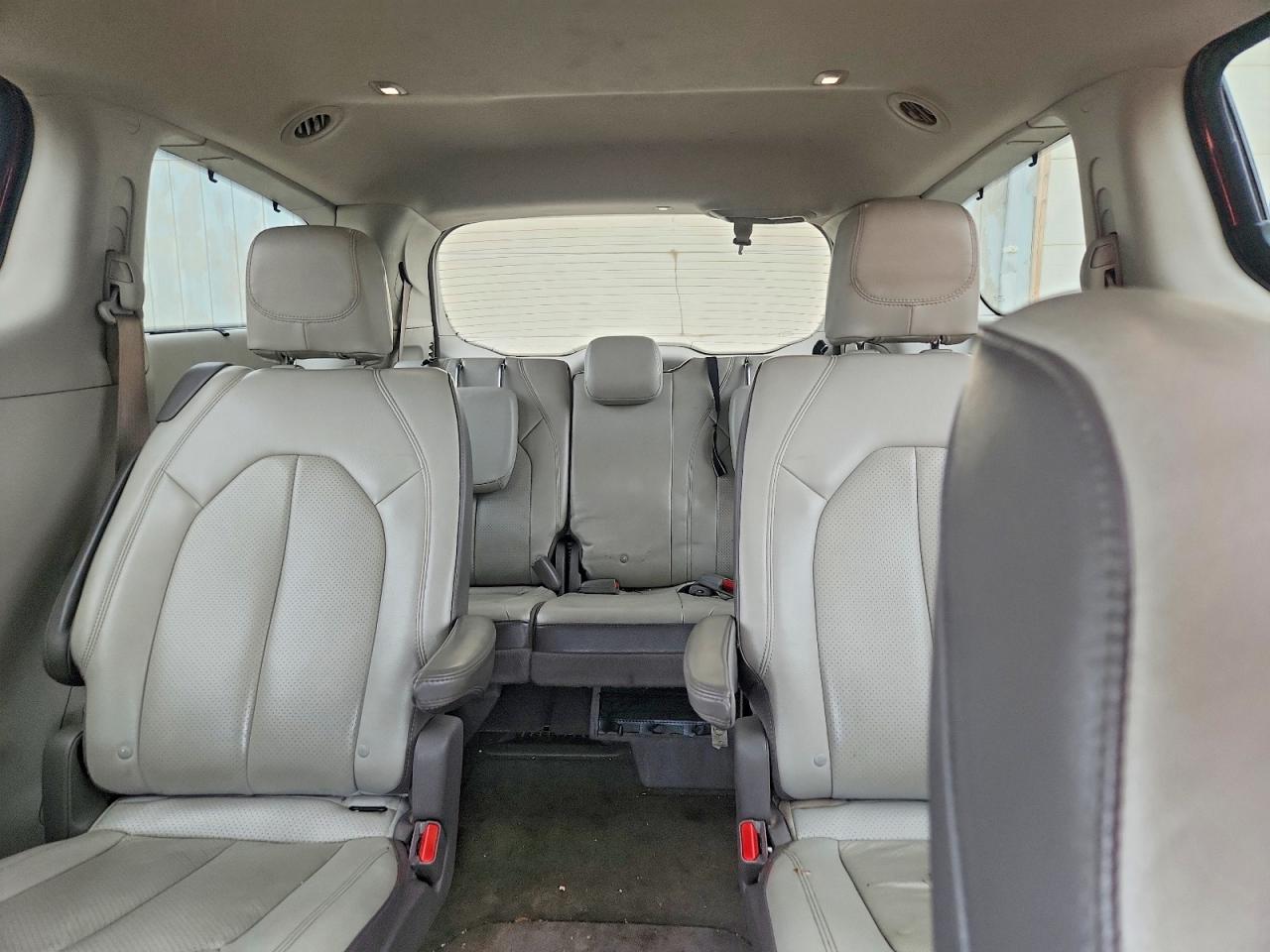 Chrysler Pacifica Touring L Plus