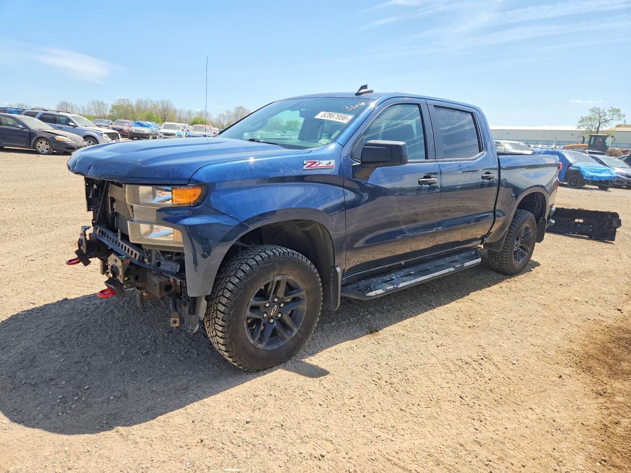 Salvage Chevrolet Silverado Image