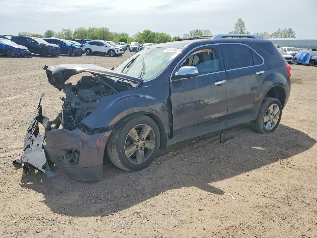 Salvage Chevrolet Equinox Image