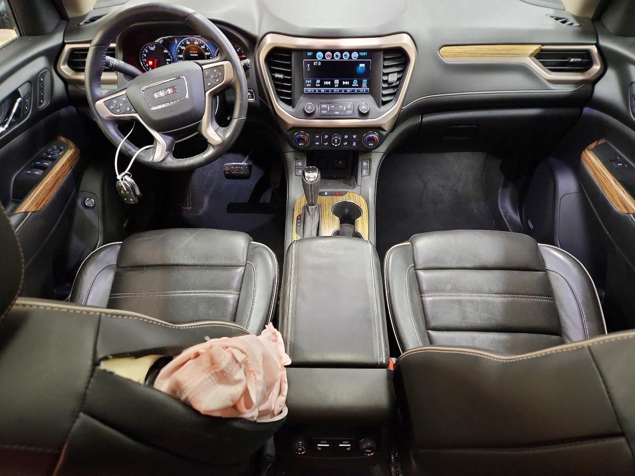 GMC Acadia Denali