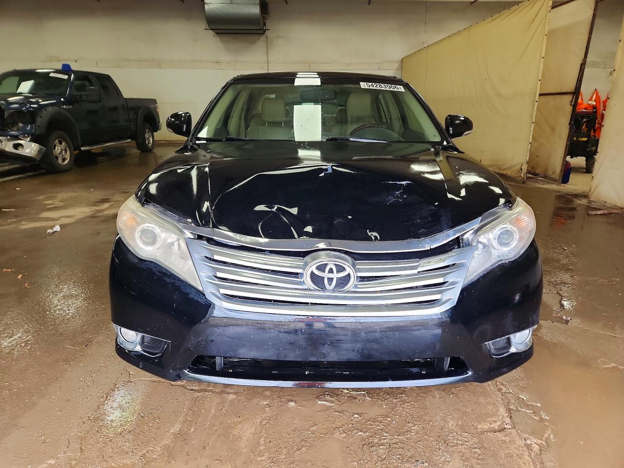 Toyota Avalon Limited