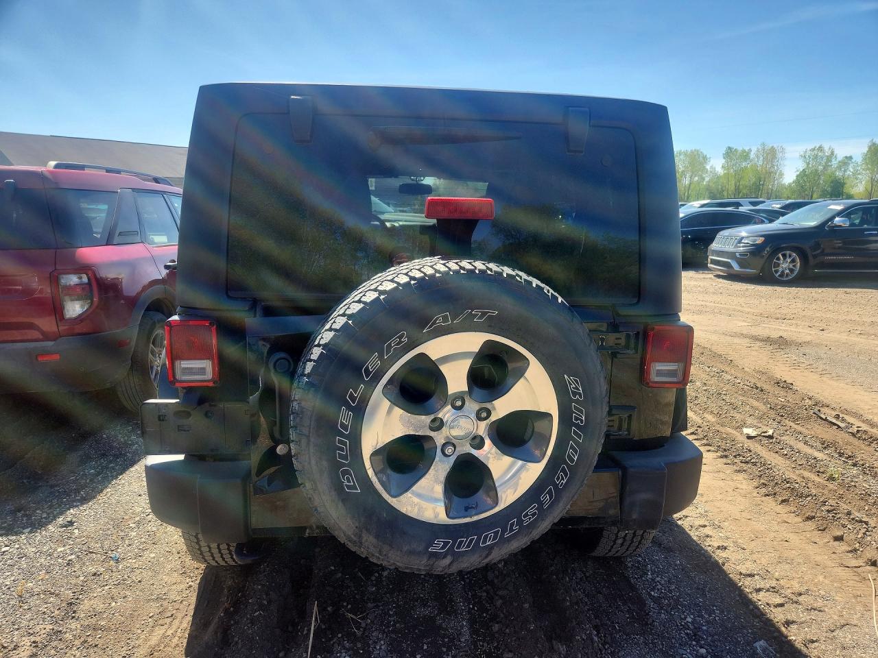 Jeep Wrangler Sahara