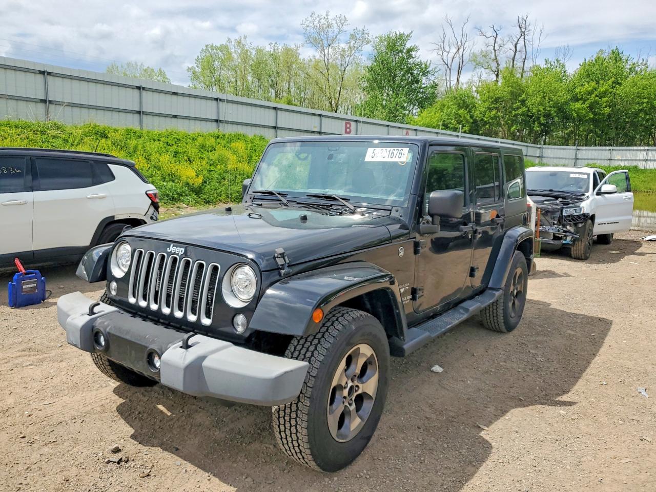 Salvage Jeep Wrangler Image
