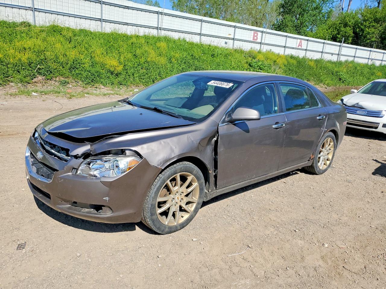 Salvage Chevrolet Malibu Image