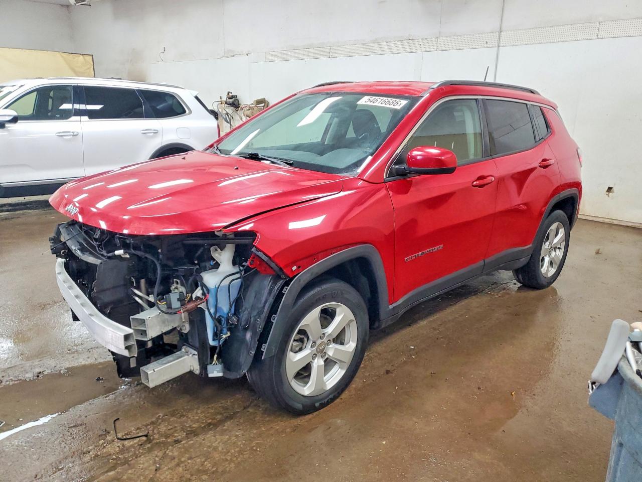 Salvage Jeep Compass Image