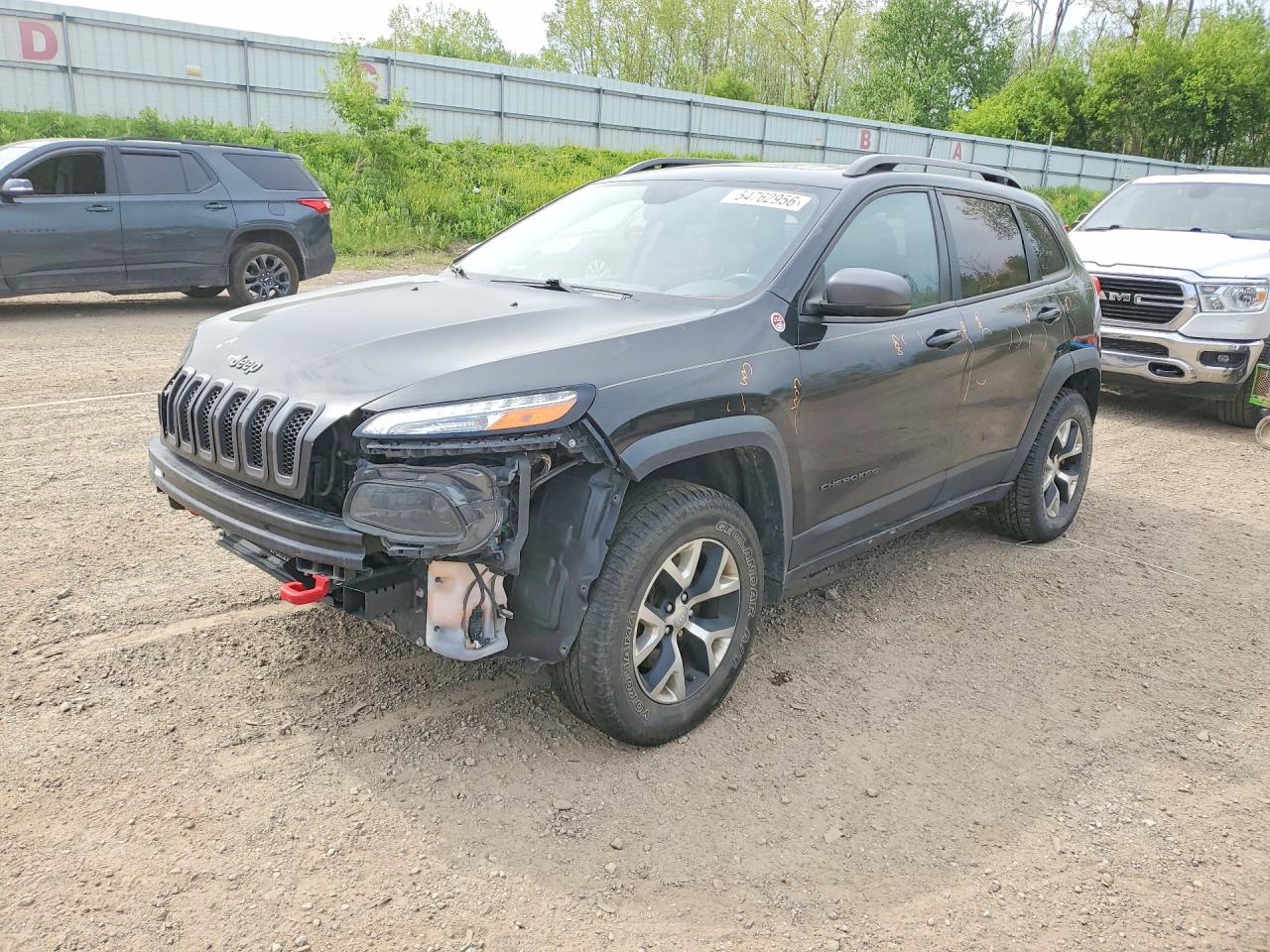 Salvage Jeep Cherokee Image