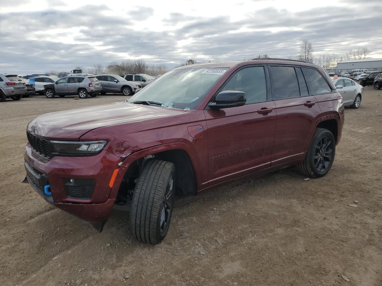 Salvage Jeep Grand Cherokee Image
