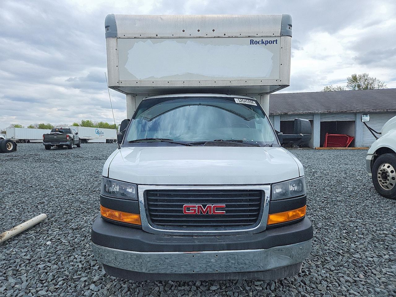 GMC Savana Cutaway G4500